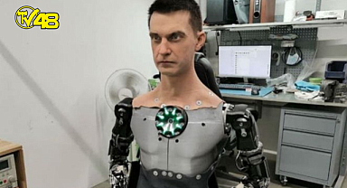 Yüzde yüz insana benzeyen robot yapıldı
