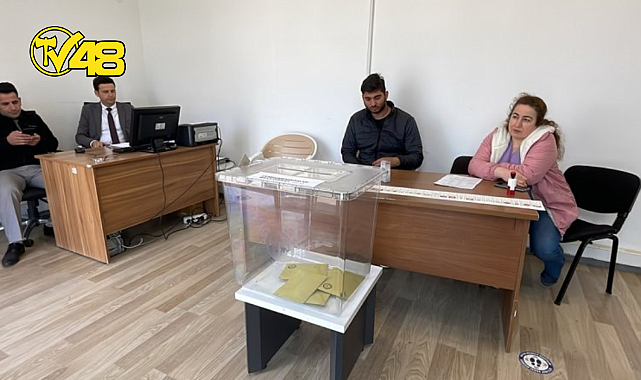 MİLAS-BODRUM HAVALİMANI VE BODRUM GÜMRÜK KAPISI&#039;NDA OY VERME İŞLEMİ BAŞLADI