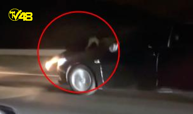 Boşanma aşamasındaki eşini araç kaputunda kilometrelerce götüren koca tutuklandı