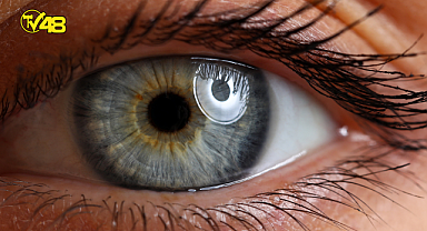 DİJİTAL EKRANA BAKARKEN GÖZ SAĞLIĞINI KORUMANIN YOLLARI