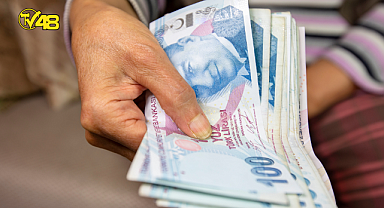 EMEKLİ MAAŞI VE BAYRAM İKRAMİYESİ ÖDEMELERİ BAŞLIYOR!