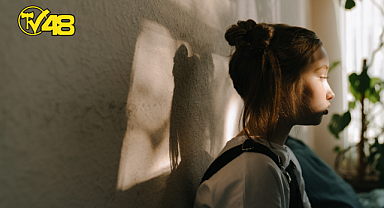 ERGENLERDEN KIRK YAŞINDA İNSAN OLGUNLUĞUNU BEKLEYEMEYİZ