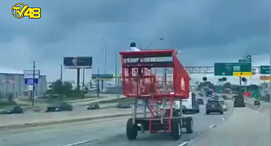 Görenler gözlerine inanamadı! Dev alışveriş arabası tasarlayıp trafiğe çıktı