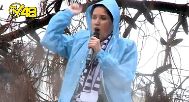 MERAL AKŞENER: ALANDAKİLERİN "BAŞBAKAN MERAL" SLOGANLARINA "BEDAVA OLMAZ. OY VERECEKSİNİZ"