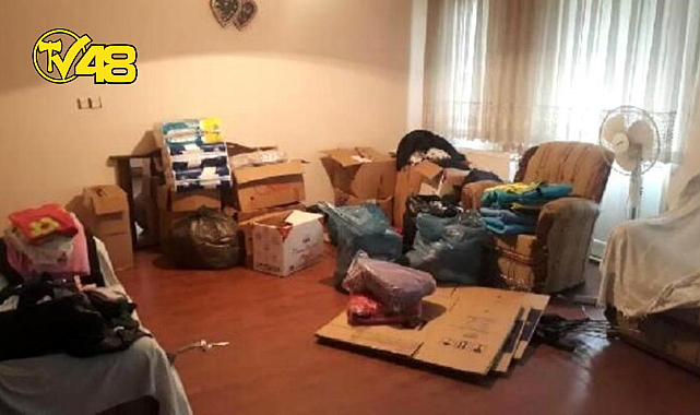 BELEDİYENİN DEPREMZEDELERE YAPILAN YARDIMLARI BELEDİYE PERSONELİNİN EVİNDE ELE GEÇİRİLMİŞ ŞEKİLDE BULUNDU!