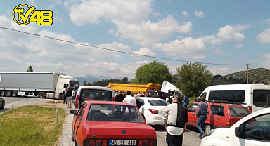 MİLAS'TA ZİNCİRLEME KAZA : 1 YARALI