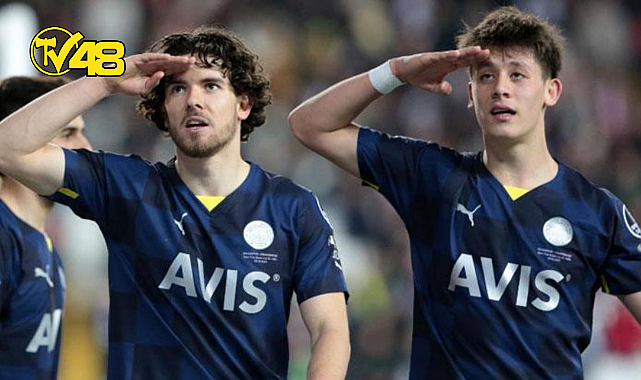 SON DAKİKA: FENERBAHÇE, SİVASSPOR&#039;U DEPLASMANDA 3-1&#039;LİK SKORLA MAĞLUP ETTİ