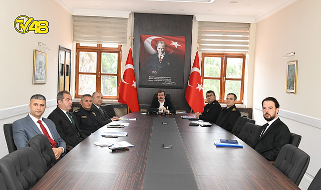 VALİ ORHAN TAVLI BAŞKANLIĞINDA BAYRAM TEDBİRLERİ TOPLANTISI GERÇEKLEŞTİRİLDİ