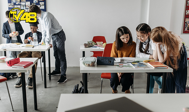 15 MAYIS&#039; SEÇİMLER NEDENİYLE OKULLAR TATİL EDİLDİ