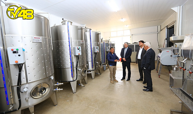 ÜZÜM SUYU, SİRKE, PEKMEZ VE ŞARAP ÜRETİM TESİSİ&#039;NDE ÇALIŞMALAR DEVAM EDİYOR