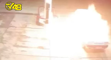 ARACINA YAKIT ALDI, SİGARASINI YAKTI, BOMBA GİBİ PATLADI!