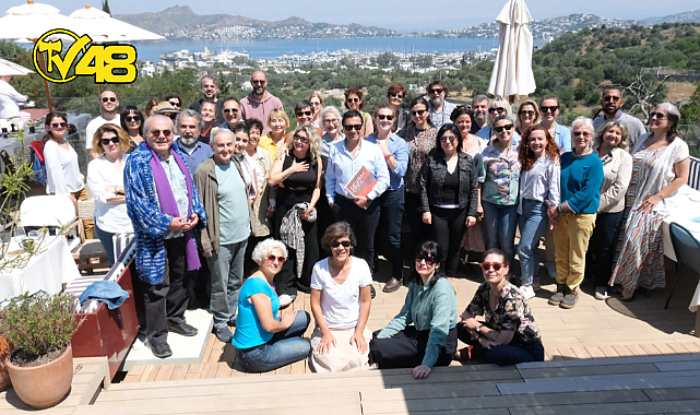 BAŞKAN ARAS, ART MELEK EKİBİ VE SANATÇILARLA BULUŞTU