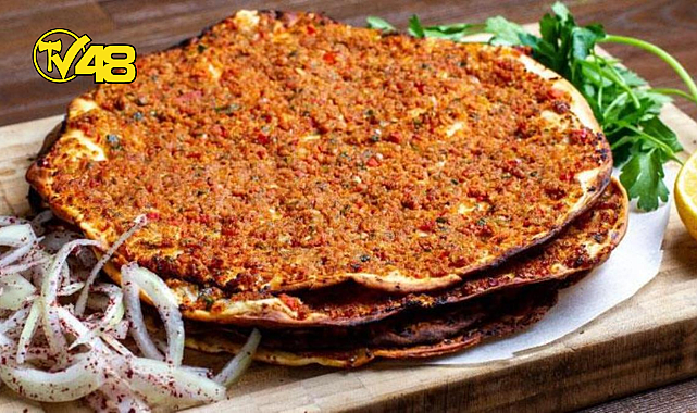 BODRUM&#039;DA LAHMACUNUN FİYATI 450 LİRAYA ÇIKARKEN, OTEL KONAKLAMA FİYATLARI İSE 200 BİN LİRAYI BULDU