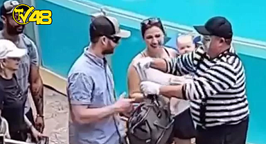 EĞLENCE MERKEZİNDE SORUMSUZ BİR BABA GÖREN PALYAÇO DURUMA BÖYLE MÜDAHALE EDİYOR