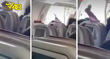 HAVADA KORKUTUCU ANLAR: YOLCU UÇAĞININ KAPISI ANİDEN AÇILDI