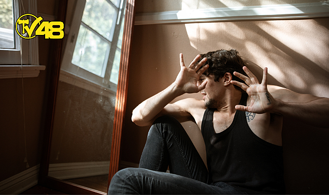 İLİŞKİLERDE NARSİST BİREY KARŞISINDAKİNİ ARAFTA BIRAKABİLİYOR