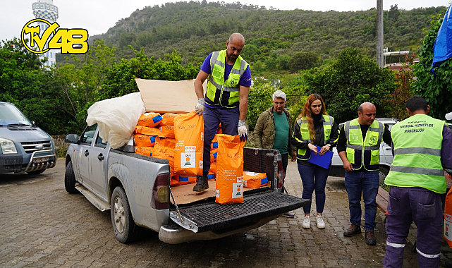 MİLAS BELEDİYESİ&#039;NDEN KÜÇÜK HAYVANCILIK İŞLETMELERİNE DESTEK