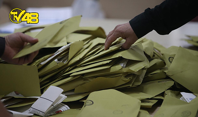 SEÇMEN SANDIKTA REKOR KIRDI!