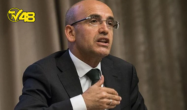 BAKAN MEHMET ŞİMŞEK&#039;TEN DOLARDAKİ YÜKSELİŞ SONRASI DİKKAT ÇEKEN AÇIKLAMA: BİRAZ SABIR VE ZAMAN İHTİYACIMIZ VAR