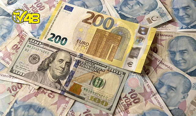 DOLAR 26 TL&#039;Yİ EURO 28 TL&#039;Yİ GEÇEREK REKOR KIRDI