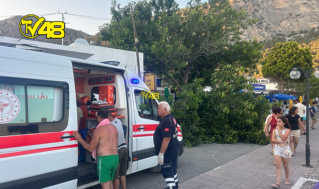 ÖREN&#039;DE 4 KİŞİ AĞACIN ALTINDA KALDI!