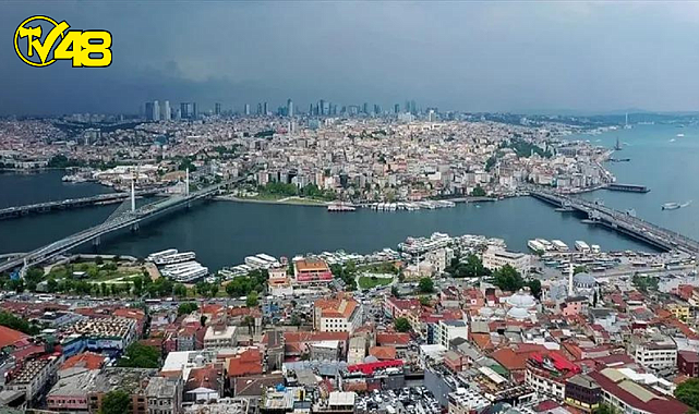 GÖÇMENLERİN OTURUM İZNİ ALMASI İSTANBUL&#039;UN TÜMÜ İÇİN DURDURULDU