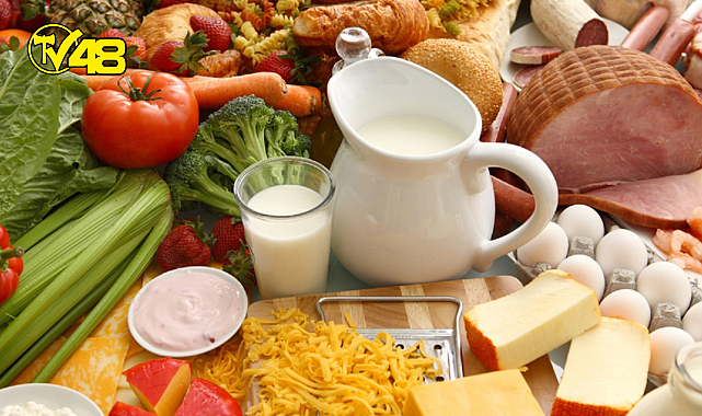 SAĞLIKLI VE GÜZEL CİLT İÇİN SÜPER BESİNLER