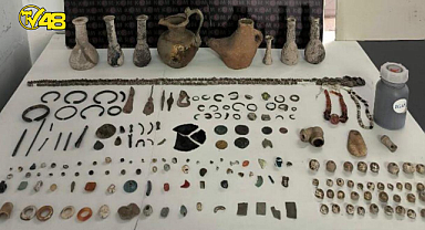 TARİHİ ESER NİTELİĞİNDE ALTIN SİKKE VE KOLYELER ELE GEÇİRİLDİ