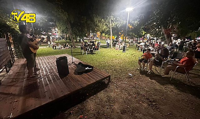 MİLAS BELEDİYESİNİN DÜZENLEMİŞ OLDUĞU MÜZİKLİ EĞLENCE HERKESİN AKŞAMINA RENK KATTI