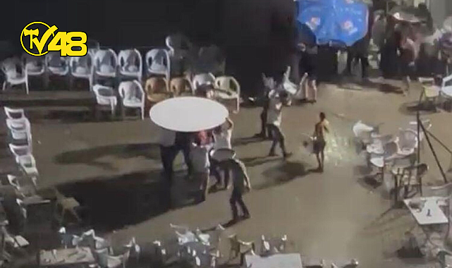 YAĞMUR HALAY SEVDALARININ ÖNÜNE GEÇEMEDİ!