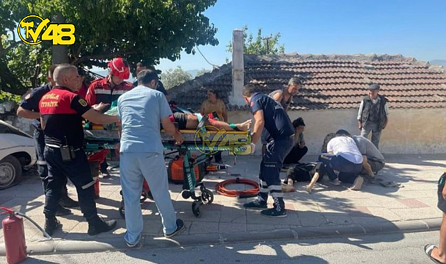 YATAĞAN&#039;DA FRENİ PATLAYAN ARAÇ SÜRÜCÜSÜ YAYAYA ÇARPTI! KORKUNÇ KAZADA YAYANIN AYAĞI KOPTU
