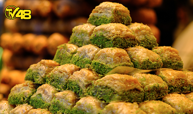 HAVALİMANI&#039;NDA BİR DİLİM BAKLAVANIN FİYATI &#039;&#039;YOK ARTIK&#039;&#039; DEDİRTTİ