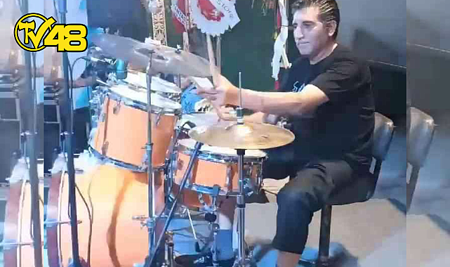 MİLAS&#039;IN YETENEKLİ PİYANİSTİ MEHMET IŞIK EVİNDE ASILI HALDE ÖLÜ BULUNDU