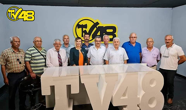 MİLAS, MUHTARLAR GÜNÜ&#039;NÜ KAYBETTİKLERİ MUHTARLARI ANARAK KARŞILIYOR