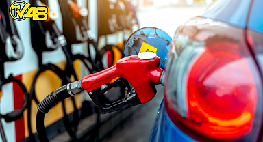 TABELA BU GECE YİNE DEĞİŞİYOR! AKARYAKITA KALLAVİ BİR ZAM DAHA