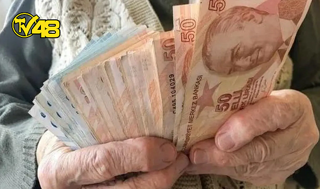 CUMHURBAŞKANI ERDOĞAN&#039;DAN ÇALIŞAN EMEKLİLERE İKRAMİYE TALİMATI