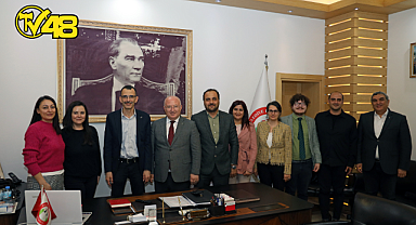 MENTEŞE BELEDİYESİNDEN TIP ÖĞRENCİLERİNE TİYATRO EĞİTİMİ