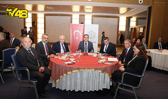 VALİ İDRİS AKBIYIK, &quot;MUĞLA&#039;DA İHRACAT 1 MİLYAR DOLARI AŞTI&quot;