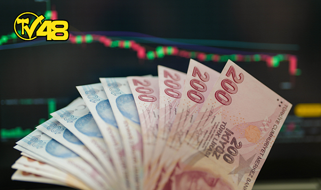 EMEKLİLERİN BAYRAM İKRAMİYESİ 3 BİN TL'YE ÇIKARILDI