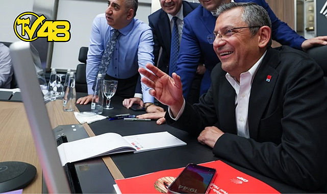 ÖZEL&#039;İN YÜZÜNÜ GÜLDÜREN HARİTA! CHP 420 BELEDİYE BAŞKANLIĞI KAZANMAYI BAŞARDI