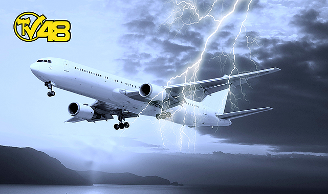 KAYSERİSPOR UÇAĞINA YILDIRIM İSABET ETTİ