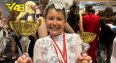 BODRUMLU DANSÇIDAN ÇİFTE ŞAMPİYONLUK