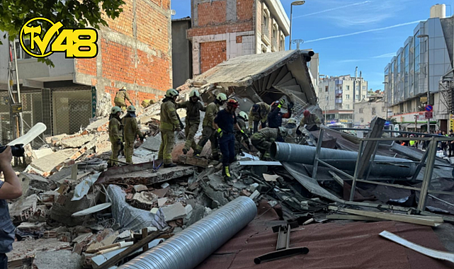 İSTANBUL&#039;DA 3 KATLI BİNA ÇÖKTÜ