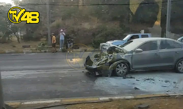 BODRUM-MİLAS KARAYOLU GÜVERCİNLİK MEVKİİNDE MADDİ HASARLI KAZA