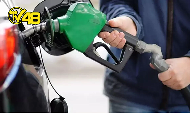 POMPADA FİYATLAR YİNE DEĞİŞİYOR! BENZİNE YAPILACAK İNDİRİM ARAÇ SAHİPLERİNE NEFES ALDIRACAK