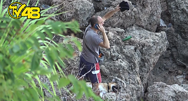 TASMASINDAN KURTULAN KÖPEK 20 METRELİK KAYALIKLARDAN AŞAĞI DÜŞTÜ