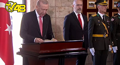 ERDOĞAN, ANITKABİR ÖZEL DEFTERİ'Nİ İMZALADI: VATANIMIZIN BEKASINI KORUMAK İÇİN HER TÜRLÜ TEDBİRİ ALIYORUZ