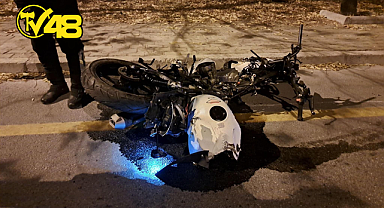 MENTEŞE'DE FECİ KAZA: 17 YAŞINDAKİ ARDA YAĞLI HAYATINI KAYBETTİ, POLİSLER ÖLÜMDEN DÖNDÜ