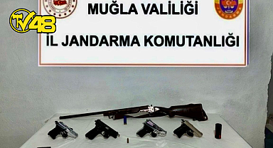 MENTEŞE'DE RUHSATSIZ SİLAH VE TEÇHİZAT OPERASYONU
