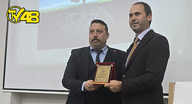 MİLAS VETERİNER FAKÜLTESİ’NDE MEHMET AKİF ERSOY’U ANMA KONFERANSI DÜZENLENDİ
